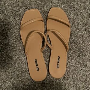Steve Madden nude sandals